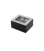 Caja de té Cuzco de 4 divisiones, de madera con tapa de alpaca repujada y ventana de vidrio, con saquitos de té
