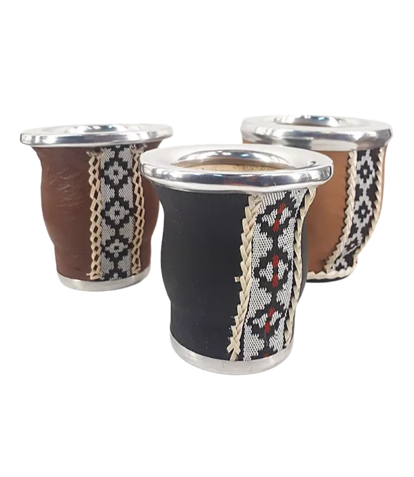 Mate porongo cuero y guarda pampa