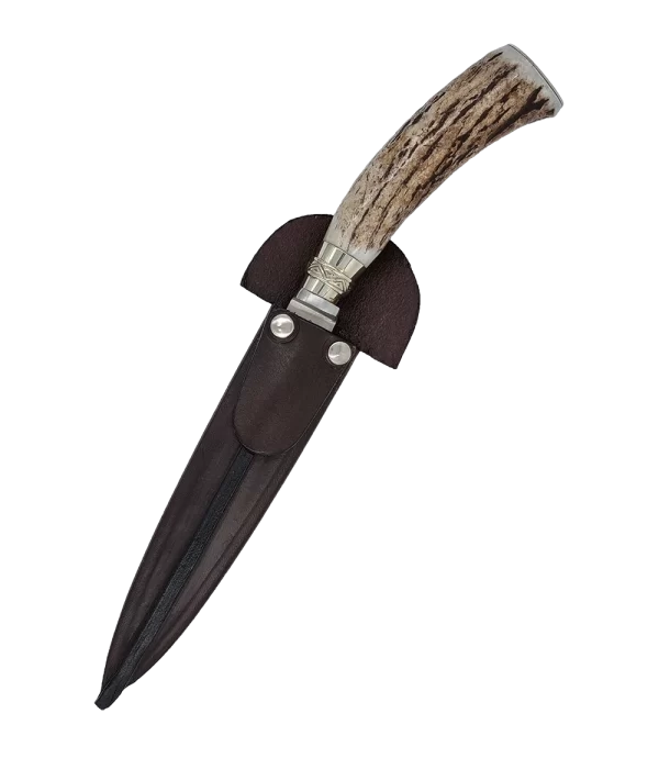 Cuchillo con cabo de ciervo y alpaca